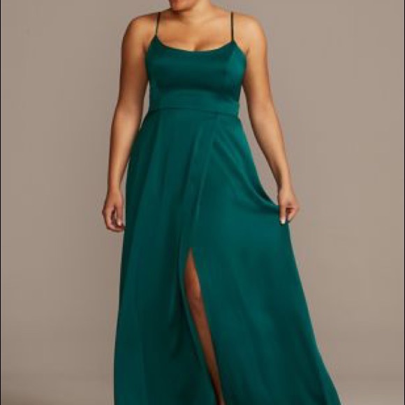 David's Bridal Dresses & Skirts - ⭐️ 60% off ⭐️ Crepe-Back Satin Spaghetti Strap